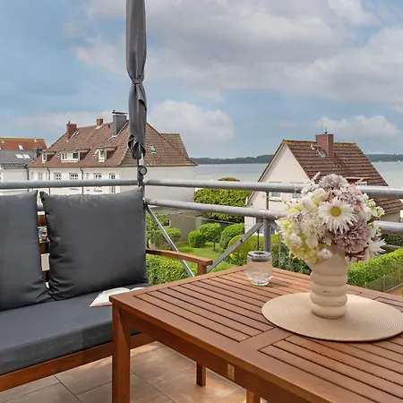 Bellevue 11 * Laboe